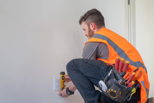 Best Affordable Emergency Electrician  in Yorktown, IN